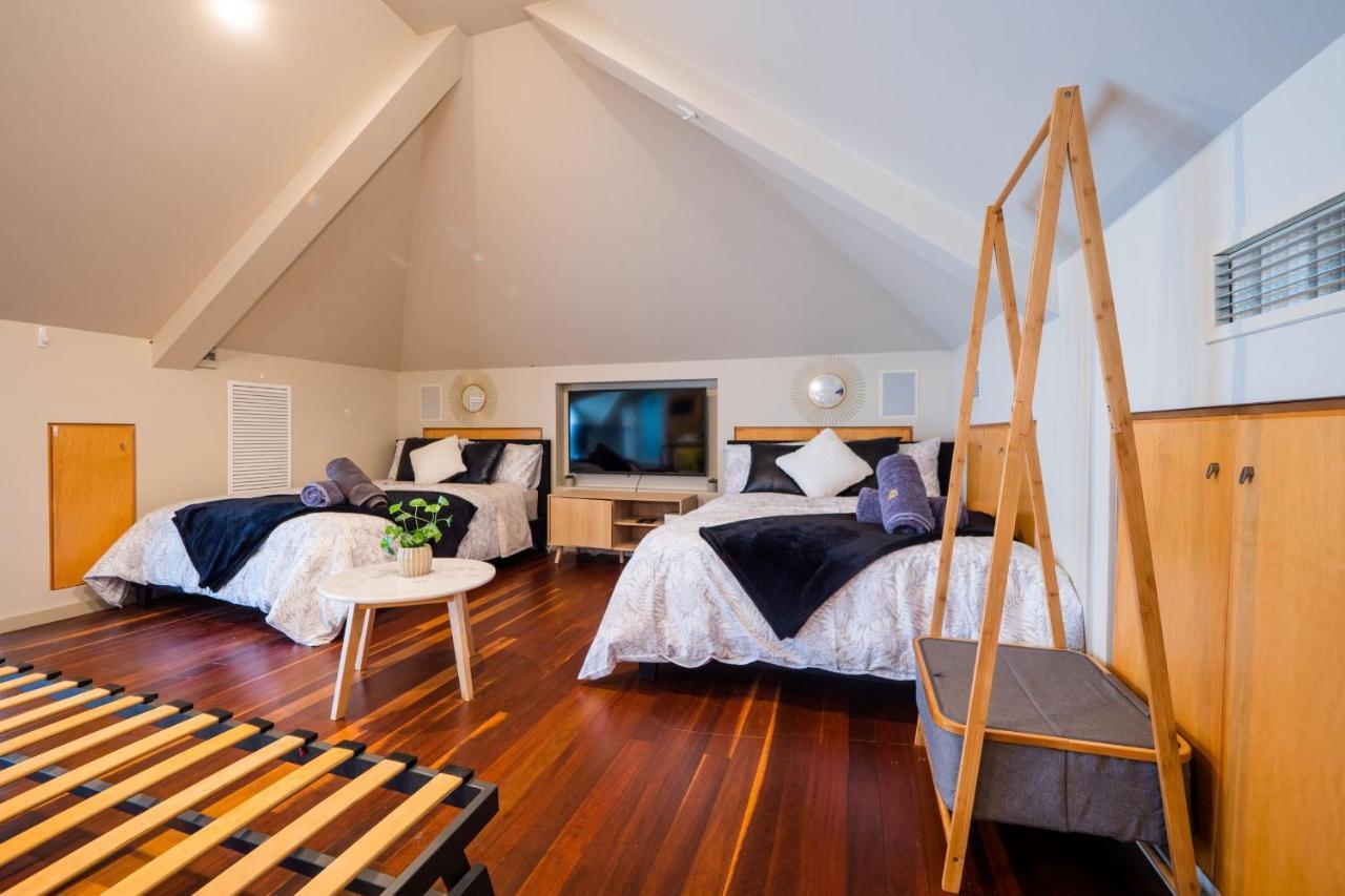Quiet Private Studio In Strathfield With Kitchenette And Private Bathroom 3Min To Station Sleeps 6 Сидни Екстериор снимка