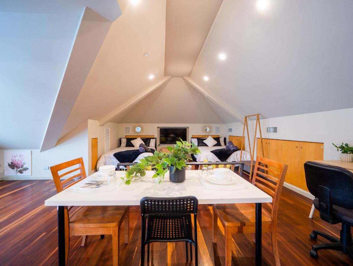 Quiet Private Studio In Strathfield With Kitchenette And Private Bathroom 3Min To Station Sleeps 6 Сидни Екстериор снимка