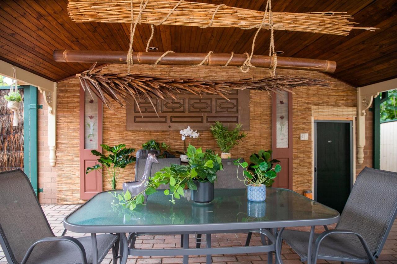 Quiet Private Studio In Strathfield With Kitchenette And Private Bathroom 3Min To Station Sleeps 6 Сидни Екстериор снимка