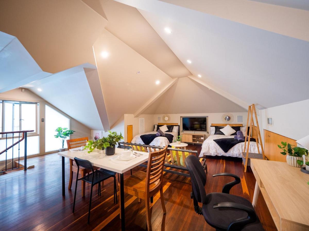 Quiet Private Studio In Strathfield With Kitchenette And Private Bathroom 3Min To Station Sleeps 6 Сидни Екстериор снимка