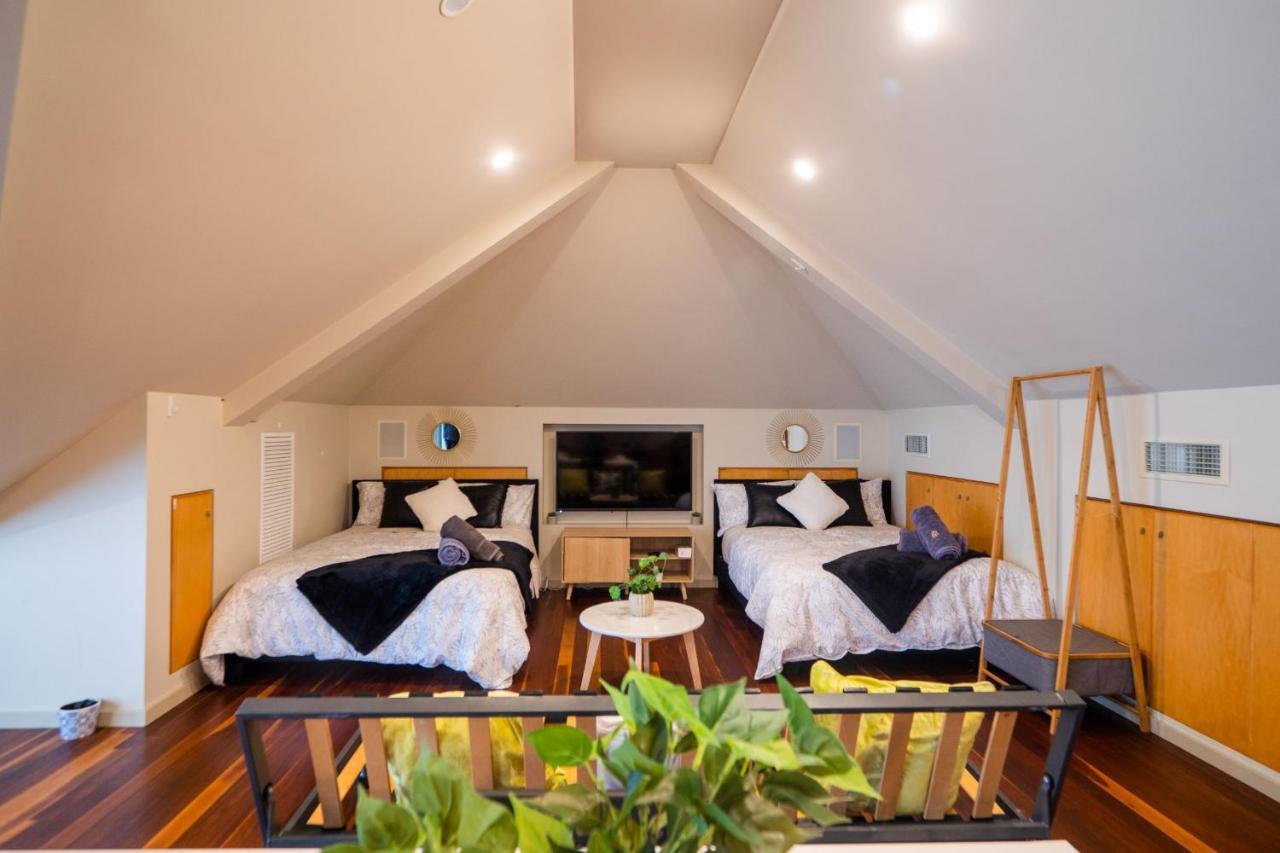 Quiet Private Studio In Strathfield With Kitchenette And Private Bathroom 3Min To Station Sleeps 6 Сидни Екстериор снимка